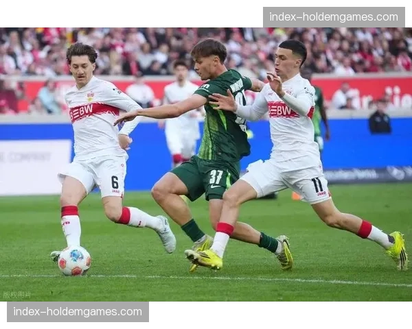 实时:斯图加特上半场控球率达65%,但美因茨防线稳固零射正 实时:斯图加特上半场控球率达65%,但美因茨防线稳固零射正